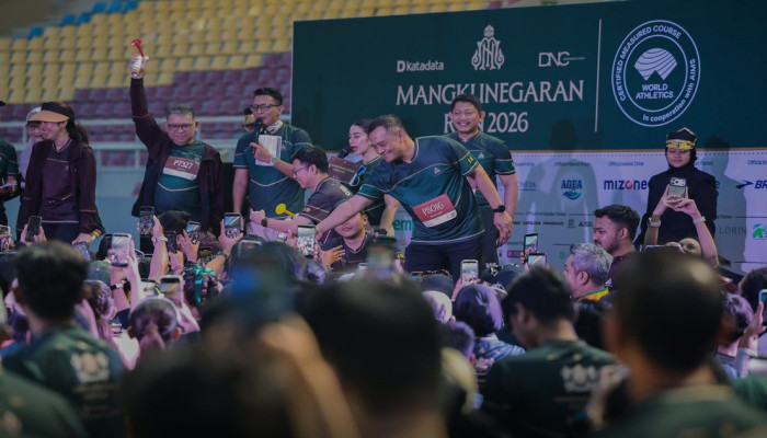 7.750 Pelari Padati Mangkunegaran Run 2026, Gubernur Jateng Ikut Ambil Rute 5K