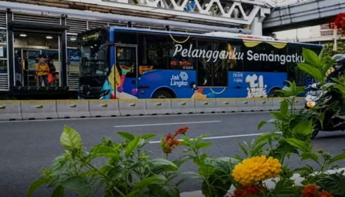 Banjir Genangi Kawasan Gandaria City, Transjakarta Koridor 8 Terpaksa Perpendek Rute