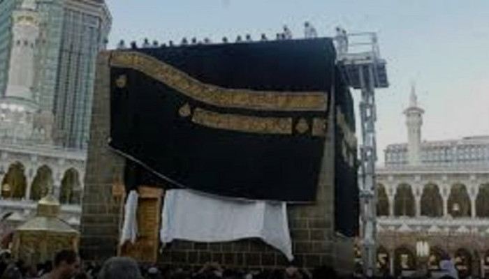 Sejarah Kiswah Kakbah: Raja Yaman Tubba As’ad al-Himyari Disebut Orang Pertama yang Menyelubunginya
