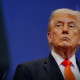 Trump Ancam Bom Iran Lebih Besar jika Negosiasi Gagal, Teheran Masih Tinjau Proposal AS