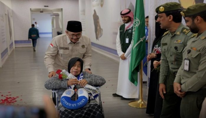 5.997 Jamaah Haji Indonesia Mendarat di Madinah, Konsul Jenderal Minta Batasi Aktivitas Luar Ruangan