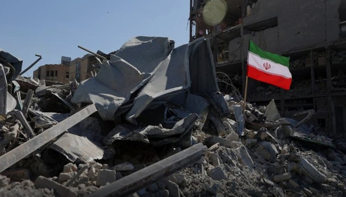 Blokade Selat Hormuz Bekukan 69 Juta Barel Minyak Iran, Kerugian Tembus US$6 Miliar