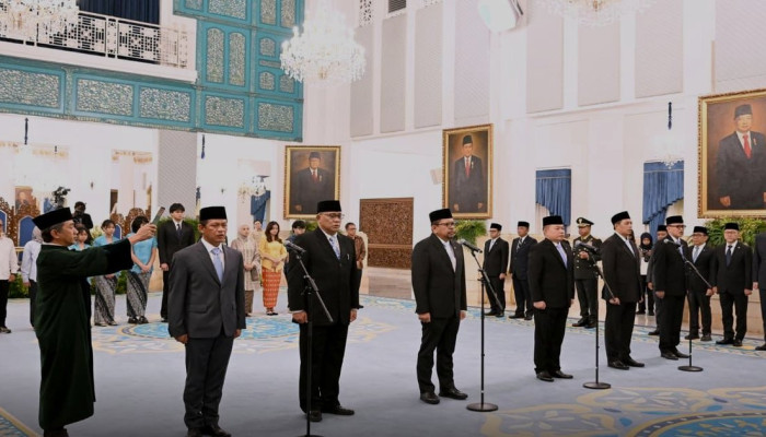 Dudung Abdurachman dan Muhammad Qodari Resmi Dilantik Prabowo, Isi Dua Jabatan Strategis di Istana