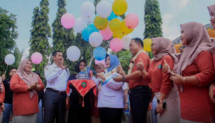 HUT ke-23 SMAN 1 Jenangan, Plt Bupati Ponorogo Lisdyarita: Punya Mimpi Besar tapi Tetap Rendah Hati
