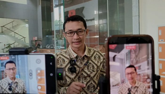 KPK Geledah 4 Lokasi dan Sita Uang Rp95 Juta dalam Kasus Pemerasan Bupati Tulungagung