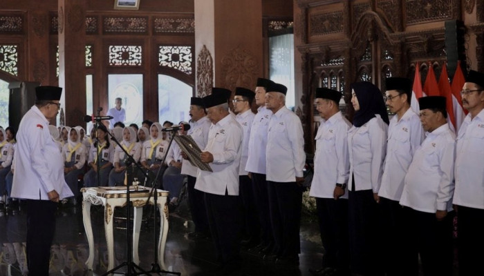 Luhur Karsanto Kembali Pimpin PMI Ponorogo 2026-2031, Sertifikat CPOB Donor Darah Jadi PR Utama