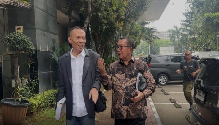 Mantan Ketua DPRD Morowali Laporkan Rismon Sianipar ke Polda Metro soal Dugaan Penipuan Buku Gibran End Game