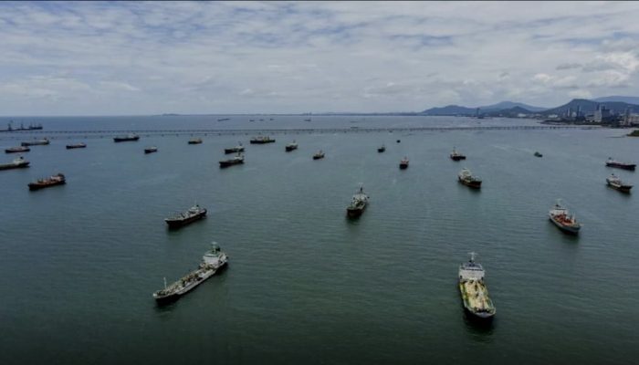 Parlemen Iran Bantah 7 Klaim Trump soal Selat Hormuz, Tegaskan Keputusan Ditentukan di Medan Perang