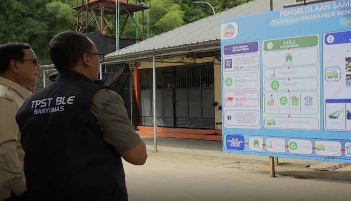 Prabowo Tinjau TPST BLE Banyumas: Dari Sampah Rumah Tangga, Lahir Genteng Plastik hingga Bahan Bakar