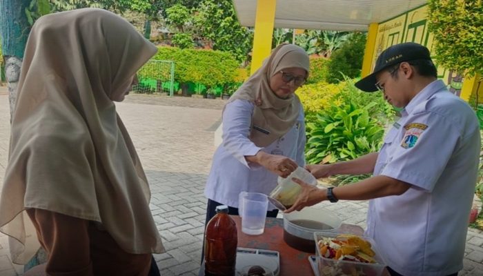 SDN Sukabumi Selatan 07 Ubah Sampah Organik Jadi Ekoenzim, Raih Predikat Adiwiyata Mandiri