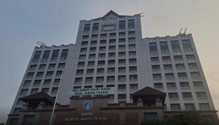 Trafo Meledak di Kantor Wali Kota Jaksel, ASN Kepanasan Lebih dari Sebulan Tanpa AC