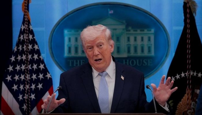 Trump Ancam Jatuhkan Tarif Besar ke Inggris Gara-Gara Pajak Digital 2% yang Kantongi £800 Juta