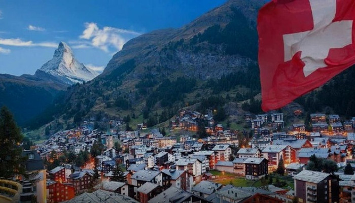 107.000 Warga Swiss Tinggalkan Gereja pada 2023, Pajak Jadi Pemicu Utama