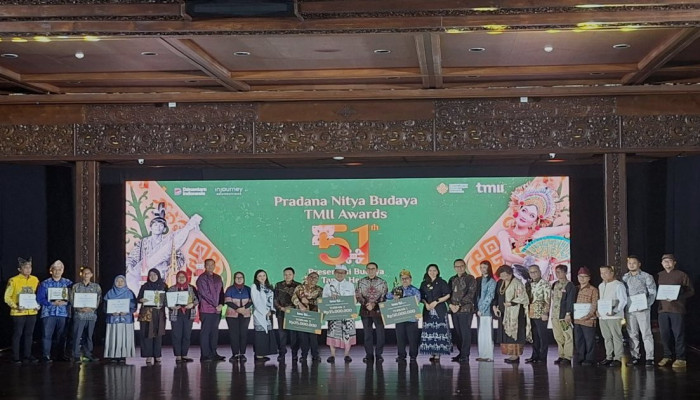 38 Provinsi Punya Anjungan di TMII, Fadli Zon Dorong Revitalisasi agar Tak Sekadar Pajangan