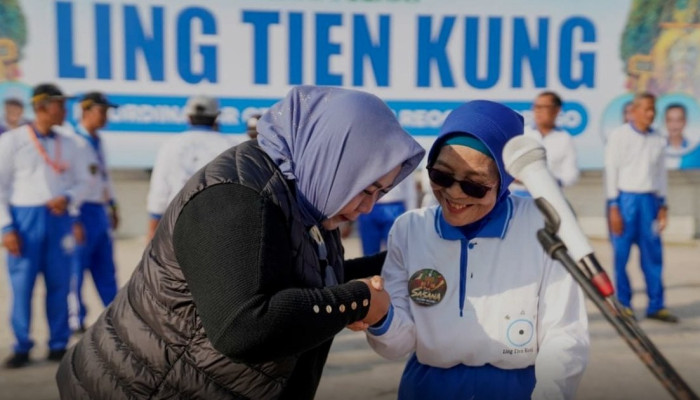 3.300 Peserta Ramaikan Senam Ling Tien Kung di Alun-Alun Ponorogo, Lansia Ikut Unjuk Ketahanan