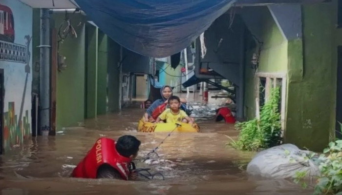 Banjir 195 Cm Rendam 22 RT di Jakarta Timur, Dua Kecamatan Terdampak