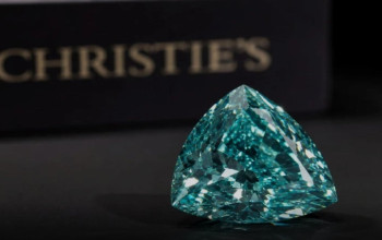 Berlian Ocean Dream 5,5 Karat Terjual Rp302,7 Miliar, Cetak Rekor Baru Lelang Dunia
