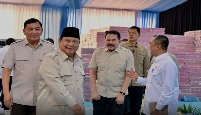Bunga Kredit PNM Mekaar Dipangkas dari 24 Persen Jadi di Bawah 9 Persen, Prabowo: Orang Miskin Tak Boleh Bayar Lebih Mahal