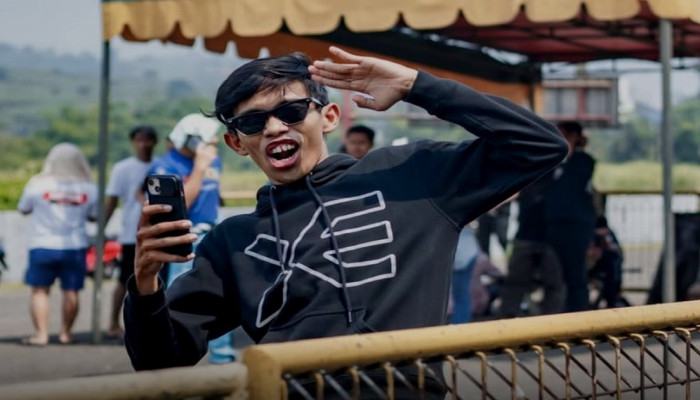 Dede Sunandar Talak Tiga Karen Hertatum, Komedian Itu Antar Langsung Istrinya ke Rumah Orang Tua