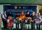 Dekranas Latih UMKM Wastra Kabupaten Alor NTT Kuasai Teknik Pewarna Alami