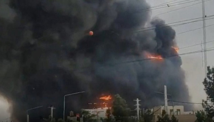 Kebakaran Mal di Teheran Tewaskan 8 Orang, 36 Luka-Luka akibat Lapisan Bangunan Mudah Terbakar
