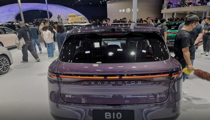 Leapmotor B10: SUV Listrik Kompak dengan Ban Belakang Lebih Lebar dan Tenaga 218 HP