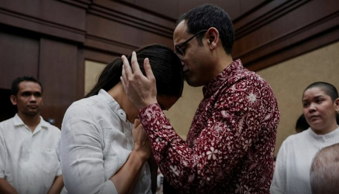 Nadiem Makarim Dituntut 18 Tahun Penjara dan Bayar Rp 5,6 Triliun dalam Kasus Korupsi Chromebook