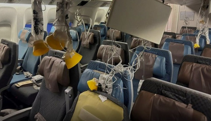 Radar Cuaca Gagal Baca Badai, Singapore Airlines SQ321 Terjun Bebas dan Tewaskan 1 Penumpang