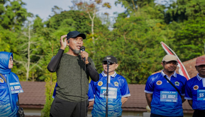 Ribuan Guru dan Kepala Sekolah Berlari di Lereng Gunung Merapi dalam Fun Run 5K Cabdin V Boyolali-Klaten