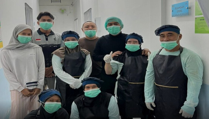 Sidak Tengah Malam, Anggota DPR Rocky Candra Periksa 3 Dapur SPPG di Kota Jambi