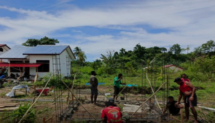 TMMD ke-128 di Manokwari: Warga Kampung Tanah Rubuh Kini Punya Bak Air Bersih