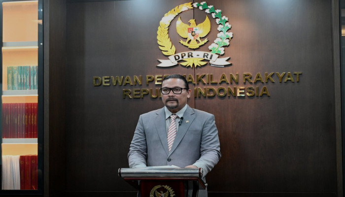 UU Perlindungan Konsumen 1999 Dinilai Masih Relevan untuk Transaksi Digital, Anggota DPR Martin Tumbelaka Jelaskan Alasannya