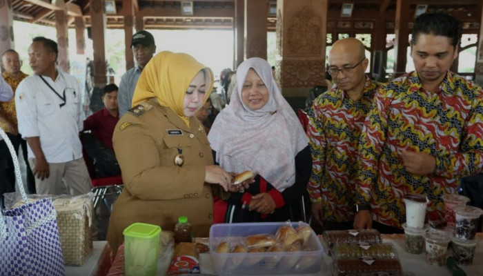 100 Pelaku UMKM Ponorogo Ikuti Pelatihan Manajemen Bank Ekadharma, Masalah Campur Aduk Keuangan Jadi Fokus Utama