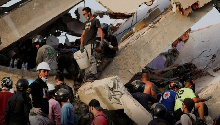920 Tewas Akibat Gempa Venezuela, 50.000 Orang Masih Hilang dan La Guaira di Bawah Kendali Militer