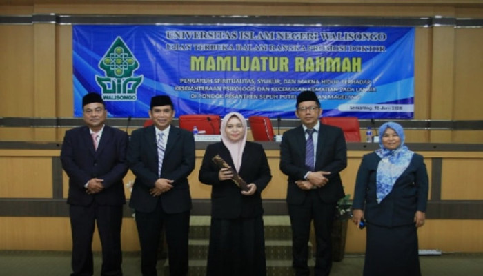 Dari Buruh Terasi Rembang, Rahmah Buktikan Beasiswa Kemenag Bisa Tembus Gelar Doktor UIN Walisongo