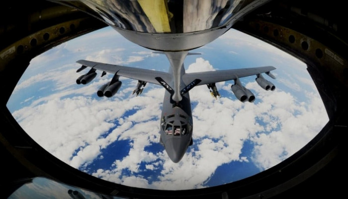 Dua Pesawat Pengebom Nuklir AS dan Rusia Jatuh di Hari yang Sama, 8 Kru B-52 Tewas