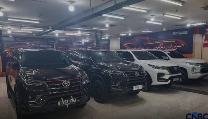 Fortuner dan Pajero Bekas Sepi Pembeli, Penjualan Mobil Diesel di Blok M Anjlok 40-50 Persen