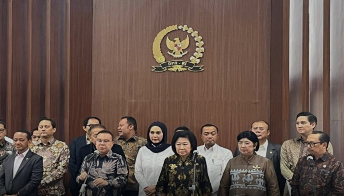 Harga LNG Industri Dipangkas dari $23 Jadi $13 per MMBTU, Pemerintah Cegah PHK