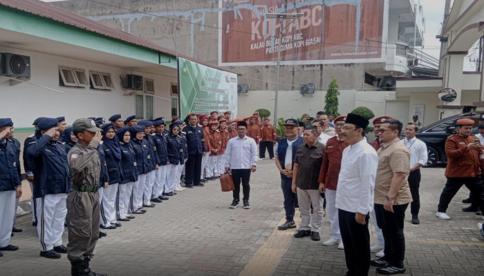 Mensos Saifullah Yusuf: Menteri hingga Bupati Dilarang Titipkan Siswa ke Sekolah Rakyat