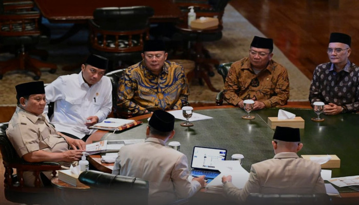 Prabowo Terima Menteri Haji di Hambalang, Bahas Evaluasi Haji 2026 dan Percepatan Antrean Jutaan Calon Jamaah