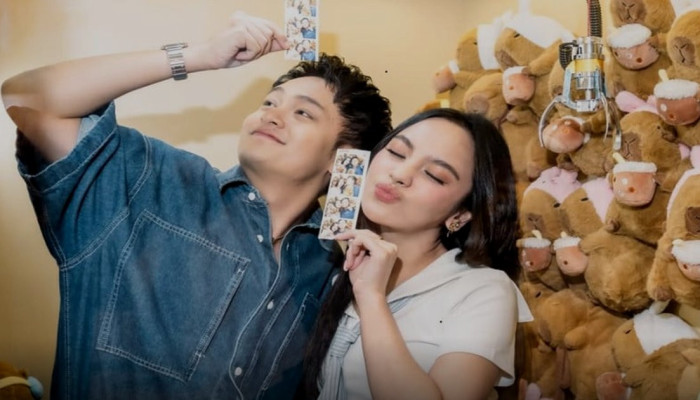 Randy Martin dan Lyodra Ginting Tampil Mesra di Pembukaan Bisnis Photobooth Milik Randy