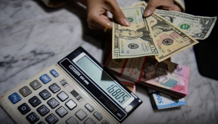 Rupiah Ditutup Rp17.794 per Dolar AS, Ketidakpastian Global Tekan Nilai Tukar