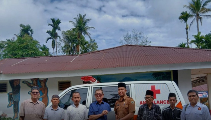 Satu Ambulans dari CSR BNI Tiba di Nagari Aie Angek Sijunjung, Andre Rosiade yang Perjuangkan