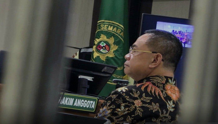 Sudewo Didakwa Terima Rp2,4 Miliar dari 15 Calon Perangkat Desa di Kabupaten Pati