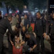 TNI-Polri dan Petugas Kebersihan Bersihkan Sisa Demo Jakarta Pusat, Seskab Teddy Bagikan Videonya